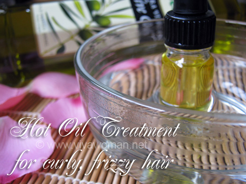 DIY Beauty: hot oil treatment for curly, frizzy hair |