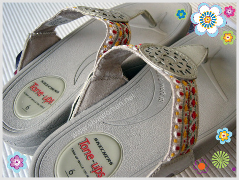 SKECHERS SHAPE-UPS 2.0 Perfect Comfort Women's Sz 11 Walking Shoes White  WSL $65.50 - PicClick