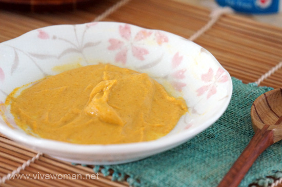 tumeric-garbanzo-bean-flour-mask