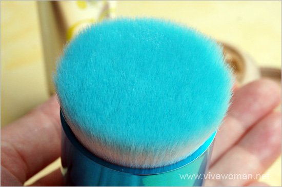 Physicians Formula Mineral-Wear-Airbrushing-Kabuki-Brush