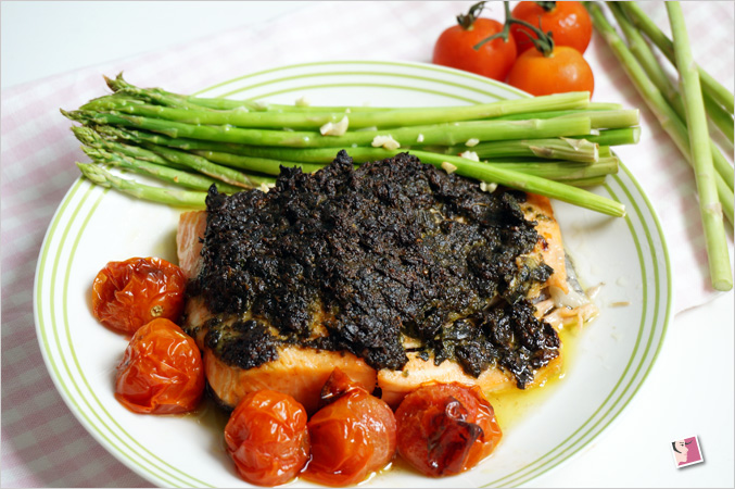 Baked Salmon with Pesto Sauce